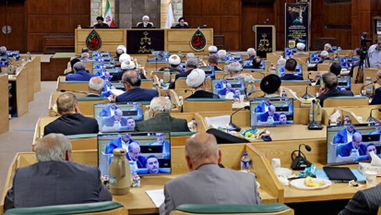  رای وحدت رویه جدید: خسارت تاخیر تادیه چک پس از ۵ سال چگونه محاسبه می‌شود؟