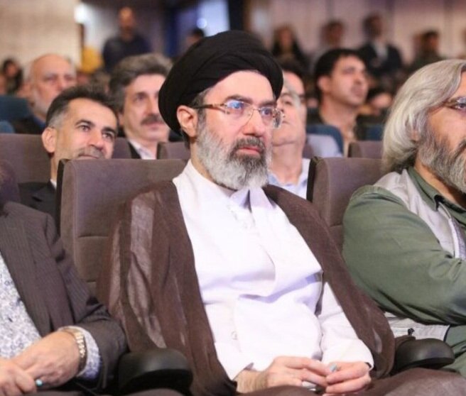پیام تبریک کانون وکلای مرکز در پی انتخاب آیت‌الله سیدمجتبی خامنه‌ای به رهبری انقلاب