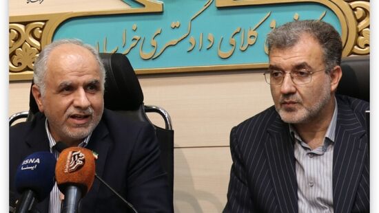 رئیس کانون وکلای خراسان: با قانون تسهیل، داوطلب با معدل پنج در آزمون قبول شد/ وزیر دادگستری: حقوق برخی قضات به اندازه اجاره‌ خانه‌شان نیست