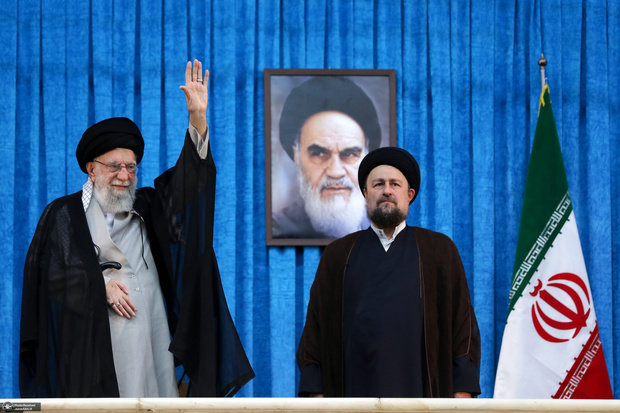 سید حسن خمینی: خامنه‌ای عزیز با مرگی سرخ برای همیشه قهرمان مردم ایران خواهد بود