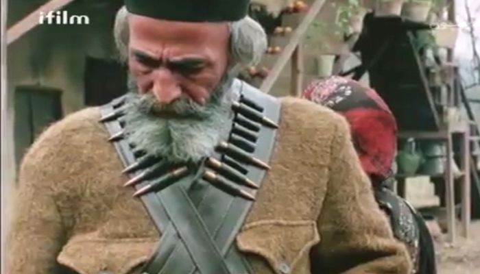 ببینید | مردان ایرانی به جنگ می‌روند؛ لحظه‌ای از سریال در چشم باد