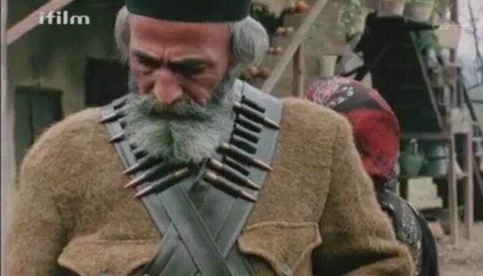 ببینید | مردان ایرانی به جنگ می‌روند؛ لحظه‌ای از سریال در چشم باد