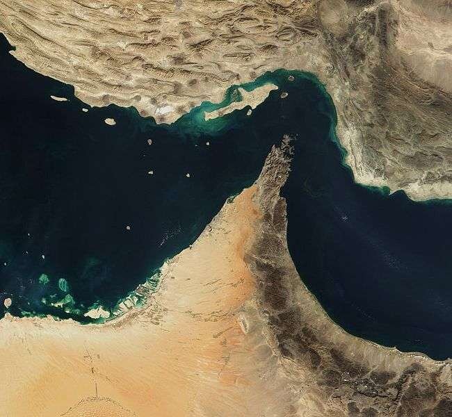 بازاندیشی در مناقشهٔ عوارض هرمز: آیا کشورهای ساحلی می‌توانند از امنیت دریایی درآمدزایی کنند؟