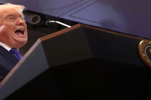 ترامپ: دیپلماسی در قبال ایران را ترجیح می‌دهم