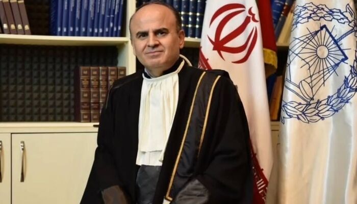  اسباب ارسال گزارش‌های منفى علیه وکیل در سامانه شفافیت فراهم شده و بیم هتک حیثیت وکلا می‌رود