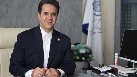 قدرت را جز در بطرى سحرآمیز قانون نمى‌توان مهار کرد