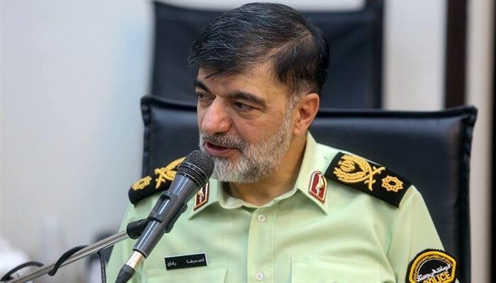 فرمانده نیروی انتظامی: مراقب باشید