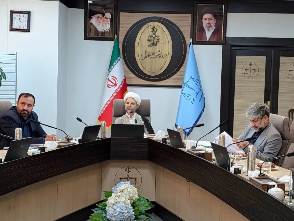 بمعاون اول قوه قضایه پرونده کثیرالشاکی «فرداموتورز» را بررسی کرد