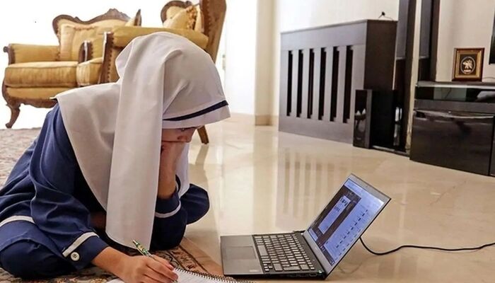 آشفته؛ مثل سیستم آموزشی کشور/ مراقب تصمیمات زخمی و جنگ زده باشید