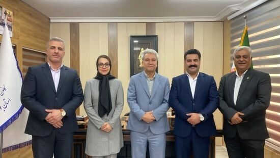 وکیل بهرام فرهمند صابر رئیس کانون وکلای بوشهر شد