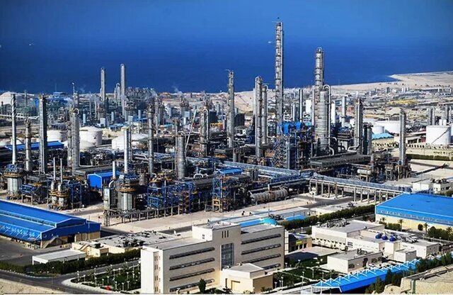 کدام شرکت‌های بورسی هدف حملات هوایی قرار گرفتند؟