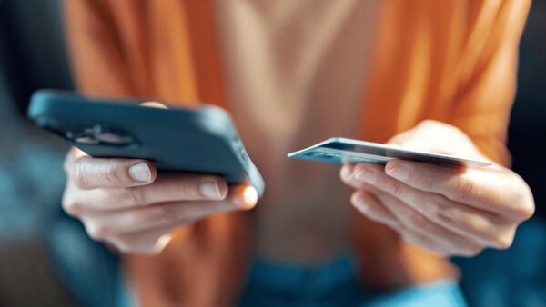 اگر پول را اشتباهی واریز کردیم، چه کار کنیم؟