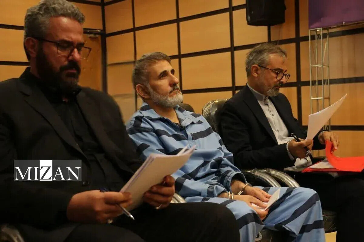 تایید حکم ساعدی نیا: ۱۲سال و ۶ ماه و ۱ روز حبس و مصادره کلیه اموال