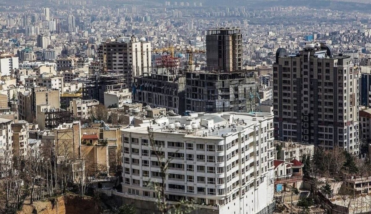 اولتیماتوم سازمان مالیاتی به بانک‌ها: امسال املاک را نفروشید، سال بعد مالیاتش را می‌دهید