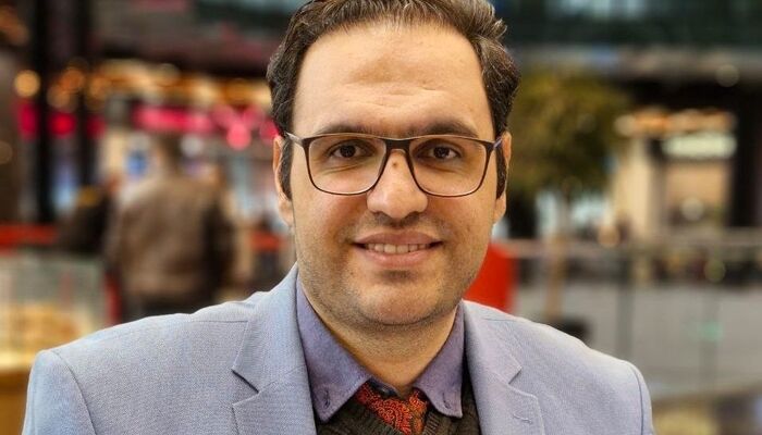 وکیل، ماشین و حقیقت؛ تأملی در مسئولیت حرفه‌ای در عصر هوش مصنوعی با نگاهی به آرای دادگاه‌های آمریکا و کانادا