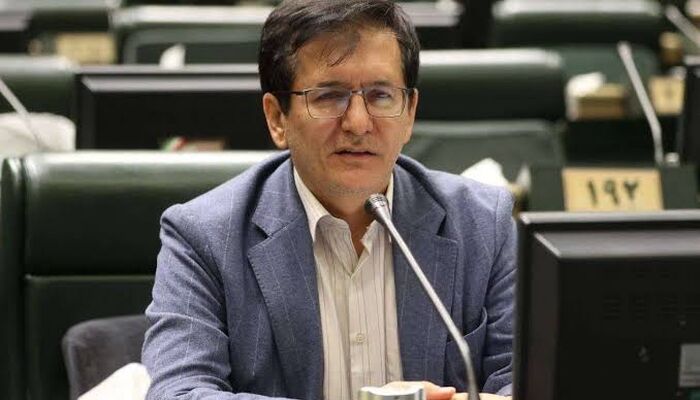 سونامی پذیرش فله‌ای در وکالت، کارشناسی و سردفتری داریم؛ رسیدگی به تغییرات آیین دادرسی کیفری تا دو جلسه به پایان می‌رسد