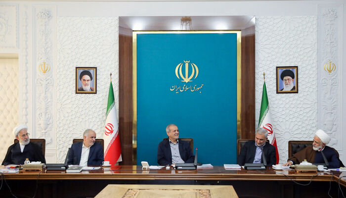 ماموریت رئیس‌جمهور به وزیر کشور برای  پیگیری وضعیت ایرانیان فاقد مدارک هویتی