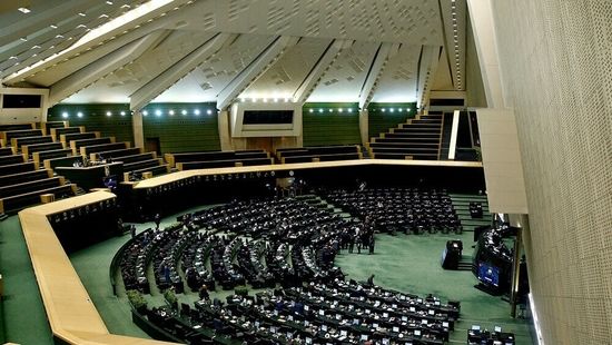ترکیب جدید هیئت رئیسه مجلس/ یک زن در جمع روسای مقننه نشست