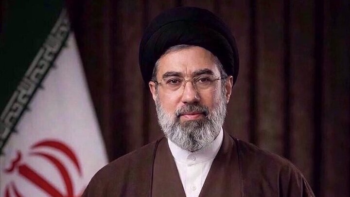 مقام معظم رهبری: نیروهای فراجا با رفتار اعتمادآفرین خود می‌توانند اعتماد مردم را به این نهاد ارزشمند ارتقاء ببخشند