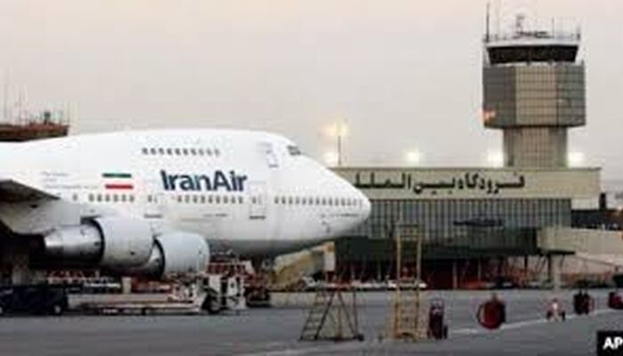استرالیا ورود ایرانیان دارای ویزای توریستی را ممنوع می‌کند