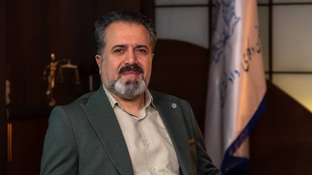 رئیس کانون وکلای البرز: تا زمان رفع نقایص سامانه شفافیت عملکرد وکلا، فعالیت  آن متوقف شود
