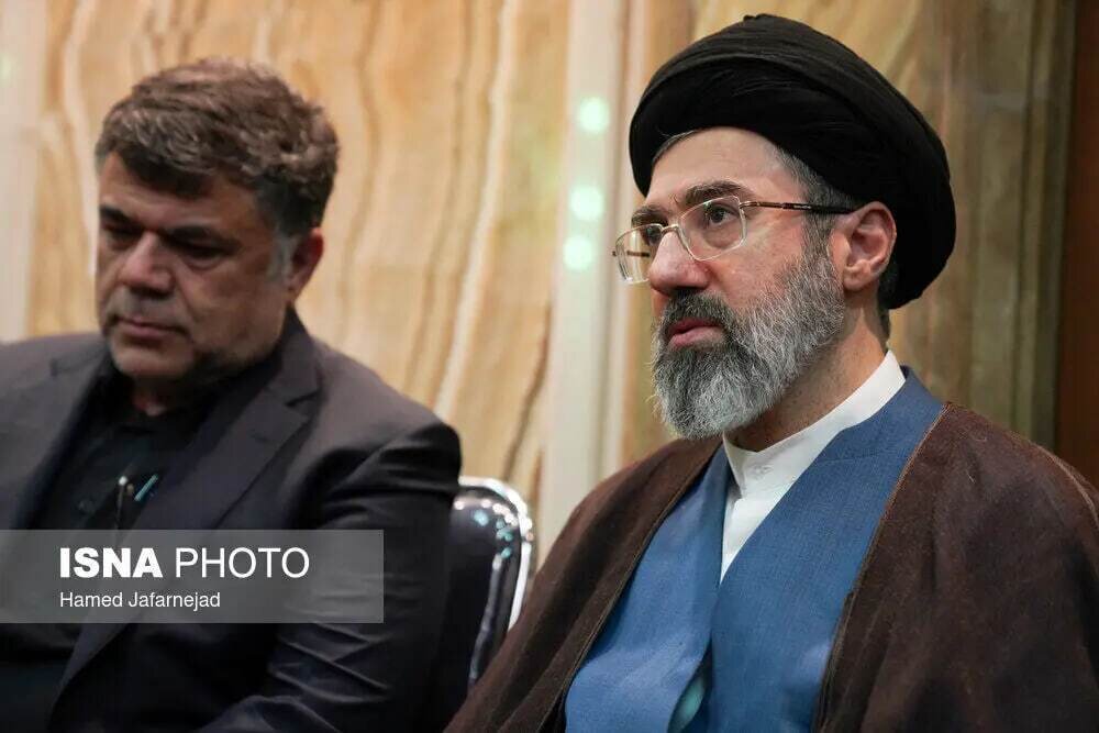 حمایت یک اصلاح‌طلب از رهبری سیدمجتبی خامنه‌ای