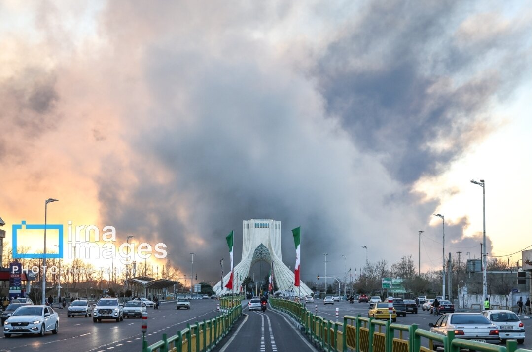 ببینید | موشک‌باران سنگین ناحیه بسیج مقداد در خیابان آزادی