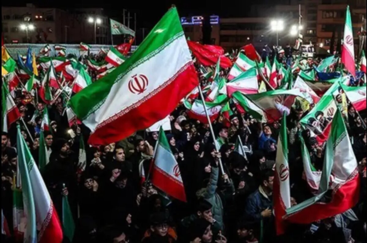 خبر کیهان درباره درگیری در تجمعات شبانه