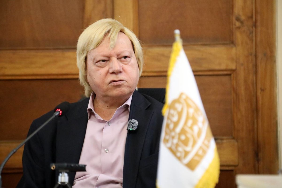 سیدمحمد بهشتی: در جریان جنگ، چهره‌ای از ایران دیدیم که موجب شگفتی همگان شد