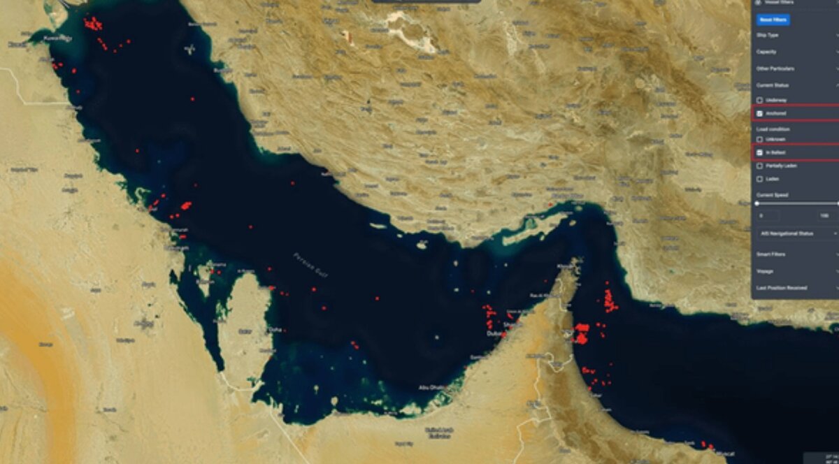 تنگه هرمز بی عبور شد