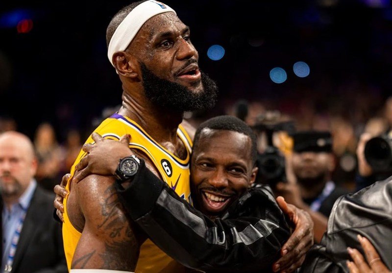 لبران جیمز تا 46 سالگی در NBA؟