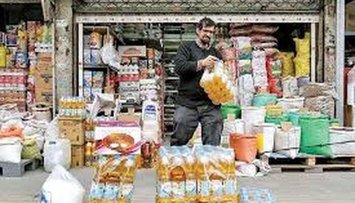 ذخایر سه‌برابری کالاهای اساسی/ کمبود و افزایش قیمتی نداشتیم
