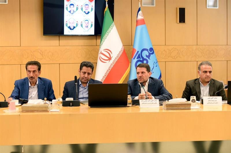 تأمین نیاز‌های اساسی مردم اولویت صنعت پتروشیمی است